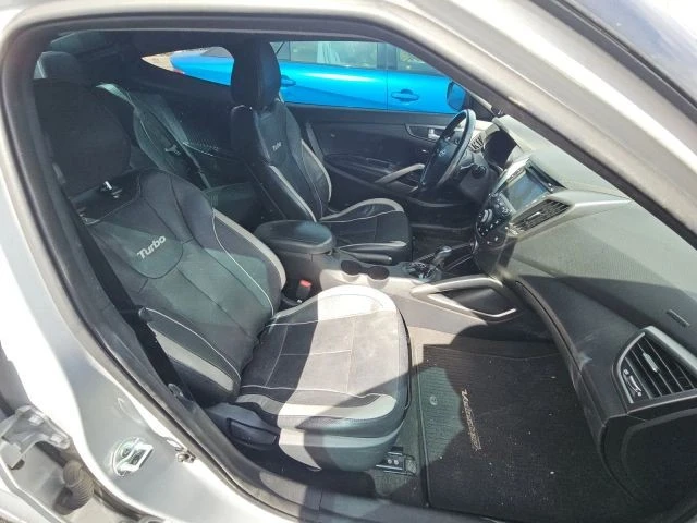 2015 Hyundai Veloster - Image 7 of 9
