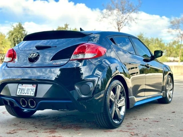 2015 Hyundai Veloster - Image 9 of 20