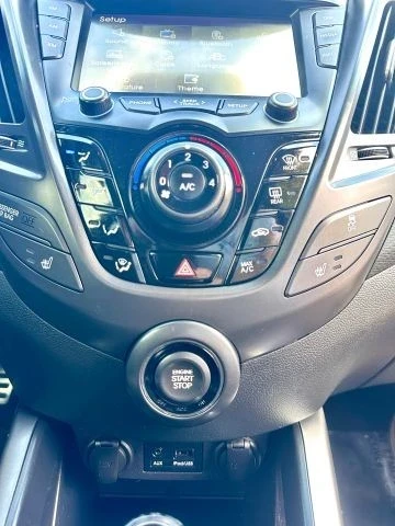 2015 Hyundai Veloster - Image 15 of 20