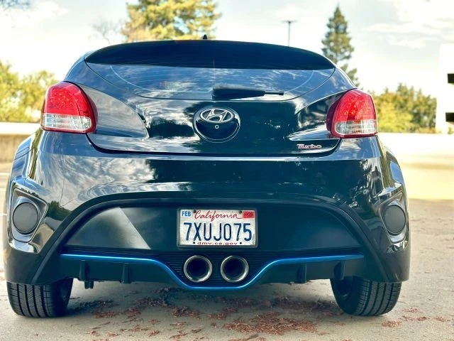 2015 Hyundai Veloster - Image 8 of 20