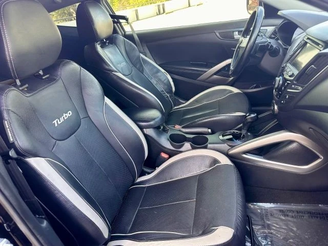 2015 Hyundai Veloster - Image 13 of 20
