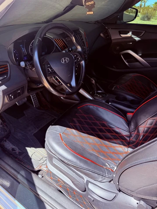 2015 Hyundai Veloster - Image 9 of 12
