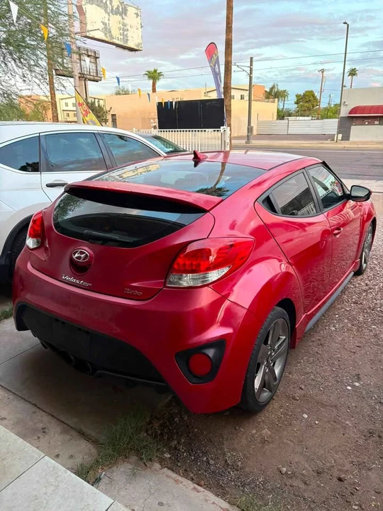 2015 Hyundai Veloster - Image 2 of 5