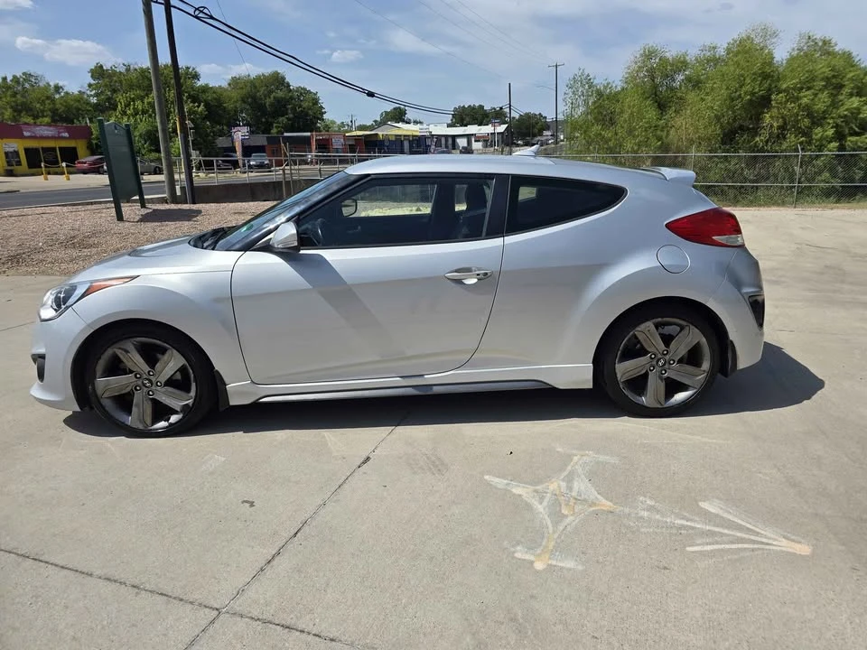 2015 Hyundai Veloster - Image 4 of 19