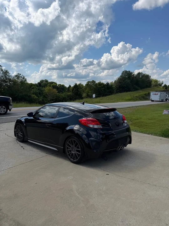 2015 Hyundai Veloster - Image 3 of 14