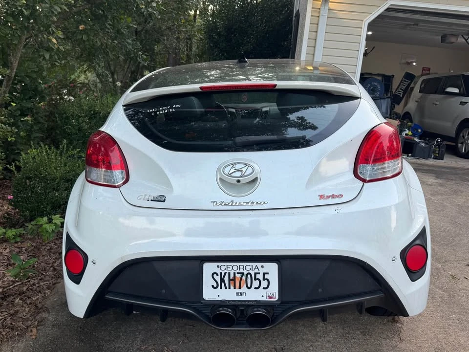 2015 Hyundai Veloster - Image 2 of 14