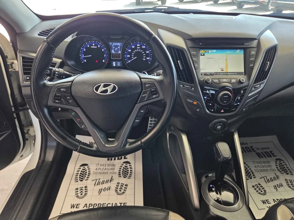 2015 Hyundai Veloster - Image 15 of 20