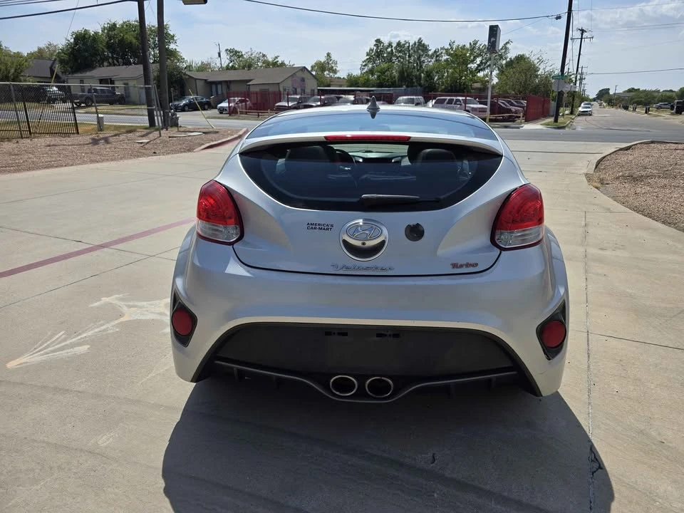 2015 Hyundai Veloster - Image 7 of 19