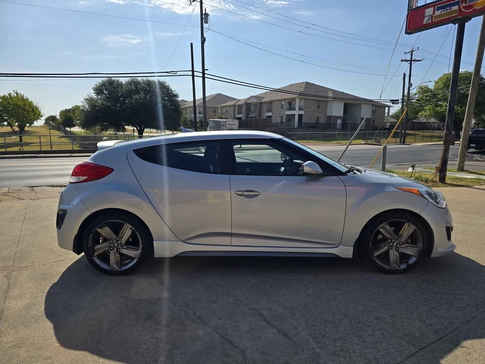 2015 Hyundai Veloster - Image 5 of 19