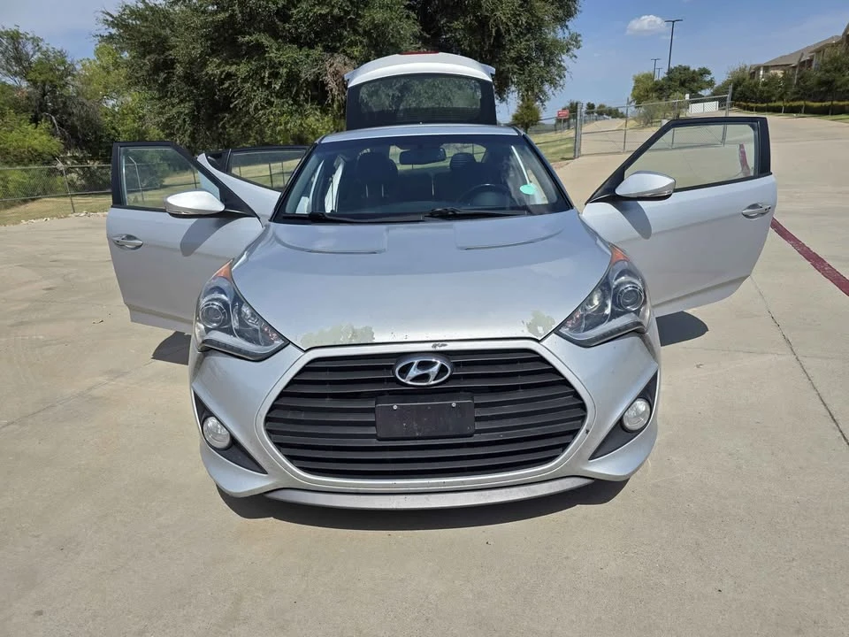 2015 Hyundai Veloster - Image 16 of 19
