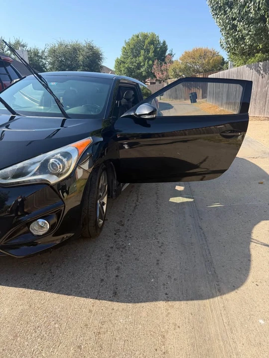 2015 Hyundai Veloster - Image 8 of 8