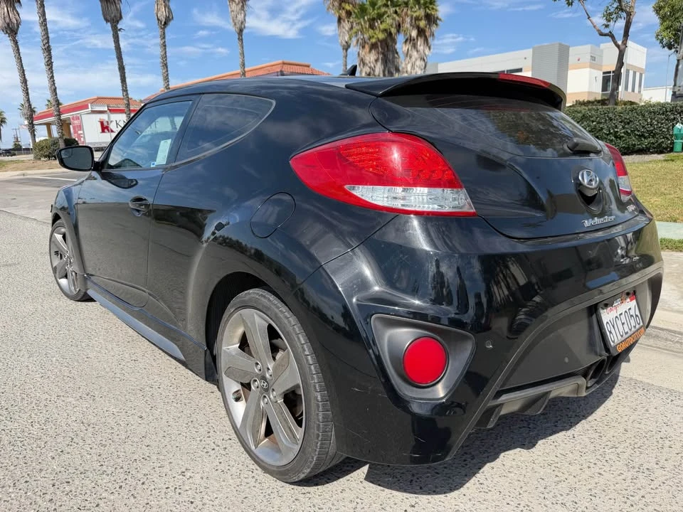2015 Hyundai Veloster - Image 4 of 12