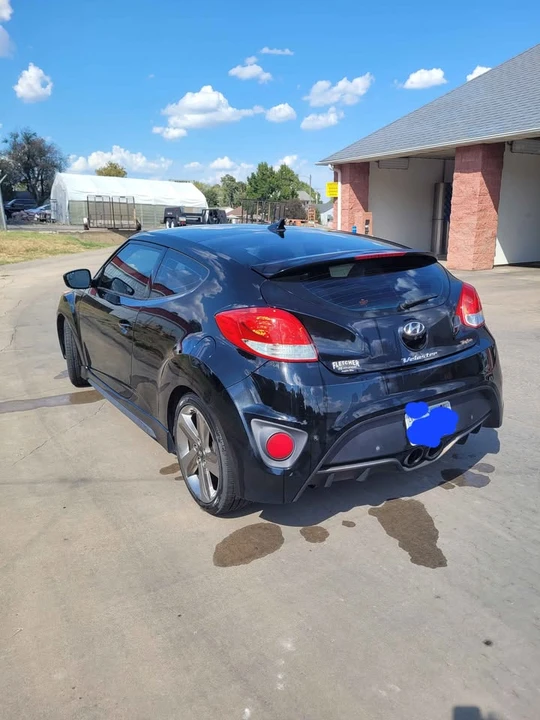 2015 Hyundai Veloster - Image 9 of 14