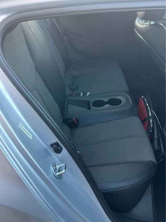 2015 Hyundai Veloster - Image 2 of 7