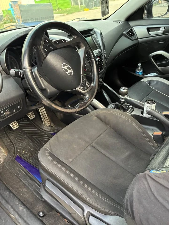 2015 Hyundai Veloster - Image 7 of 8
