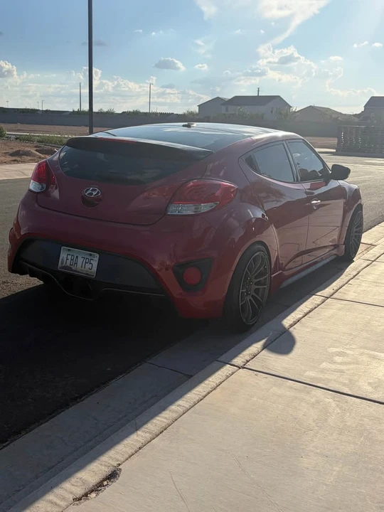 2015 Hyundai Veloster - Image 4 of 6