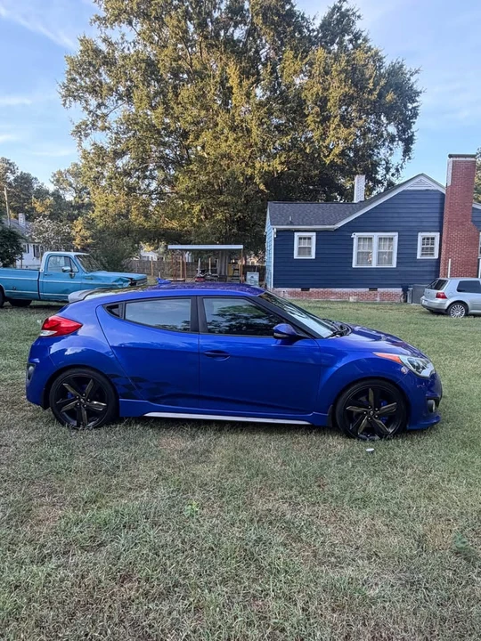 2015 Hyundai Veloster - Image 4 of 20