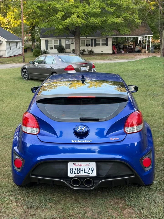 2015 Hyundai Veloster - Image 7 of 20
