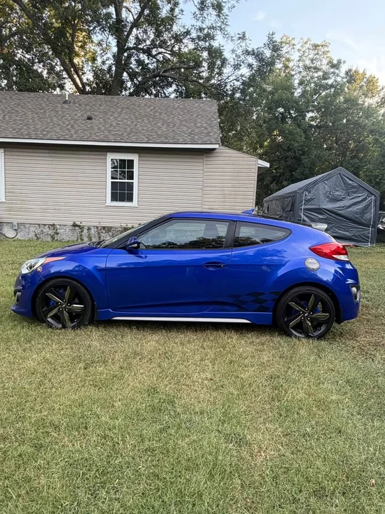 2015 Hyundai Veloster - Image 9 of 20