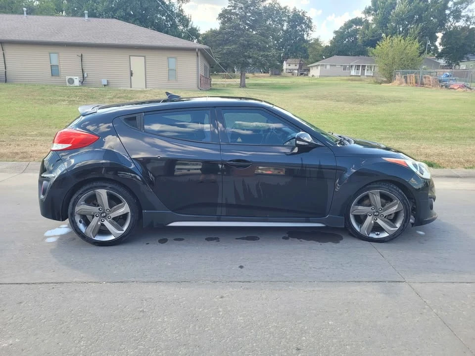 2015 Hyundai Veloster - Image 7 of 16