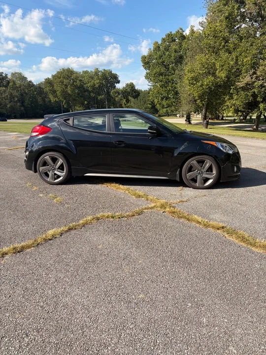 2015 Hyundai Veloster - Image 4 of 12