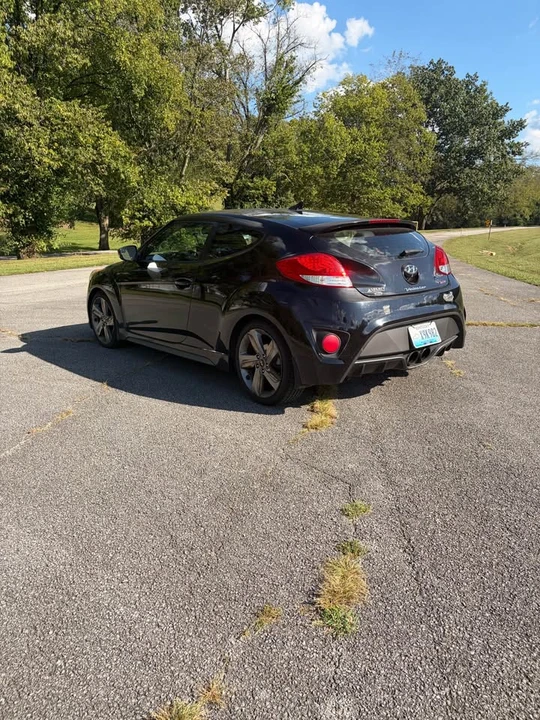 2015 Hyundai Veloster - Image 7 of 12