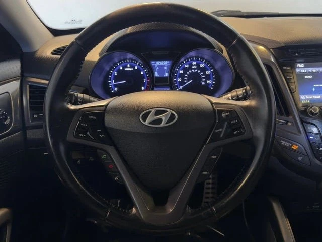 2015 Hyundai Veloster - Image 14 of 16