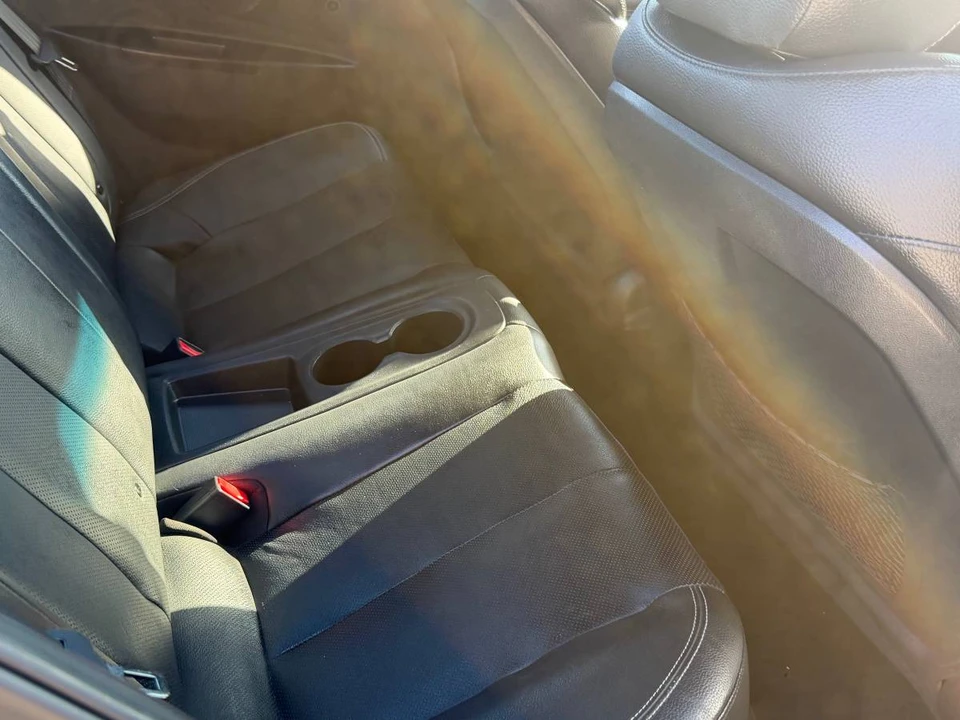 2015 Hyundai Veloster - Image 14 of 17