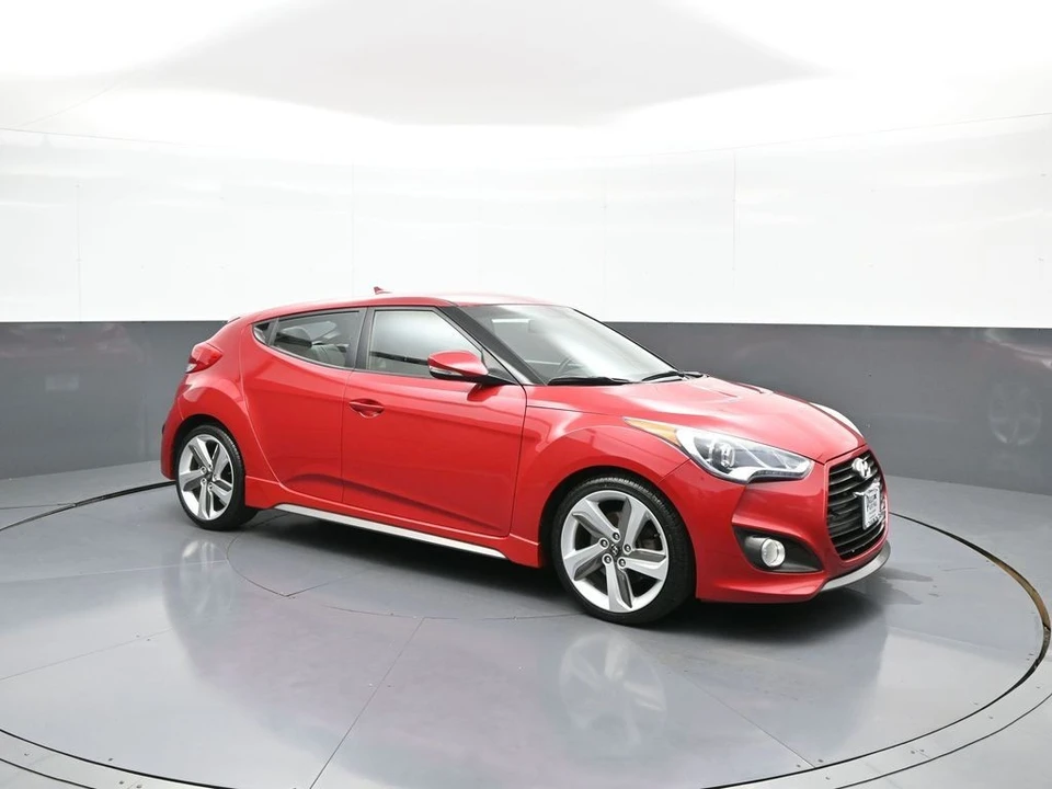 2015 Hyundai Veloster - Image 4 of 31