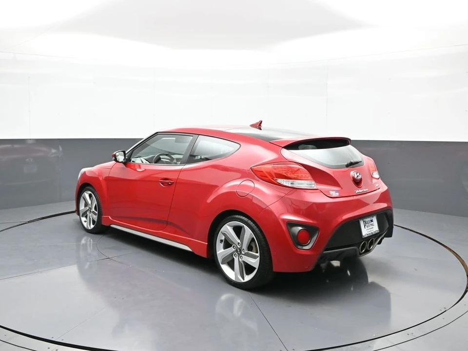 2015 Hyundai Veloster - Image 8 of 31
