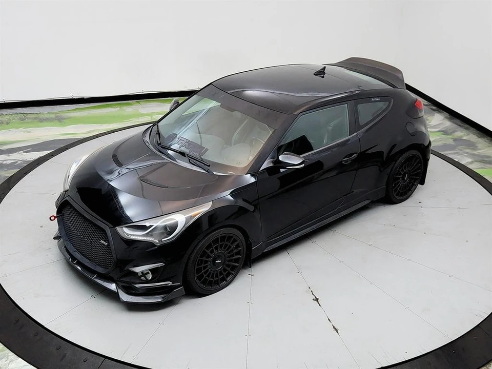 2015 Hyundai Veloster - Image 28 of 31