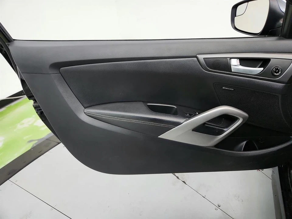 2015 Hyundai Veloster - Image 21 of 31