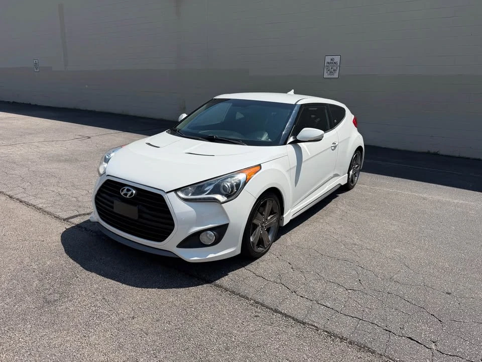 2015 Hyundai Veloster - Image 13 of 14