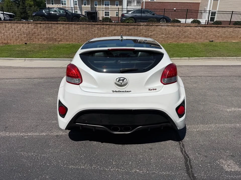 2015 Hyundai Veloster - Image 5 of 14