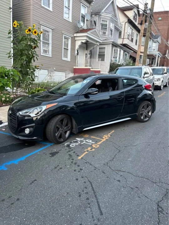 2015 Hyundai Veloster - Image 3 of 8