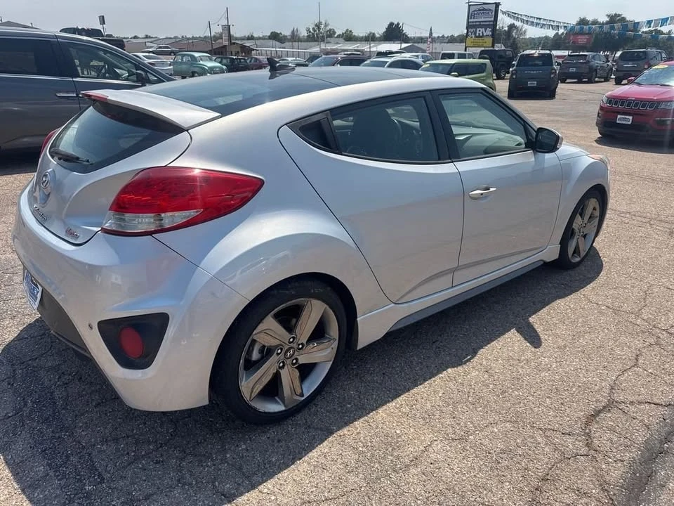 2015 Hyundai Veloster - Image 4 of 11