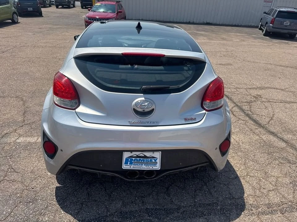 2015 Hyundai Veloster - Image 3 of 11