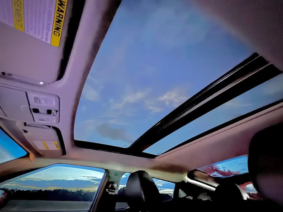 2015 Hyundai Veloster - Image 8 of 11