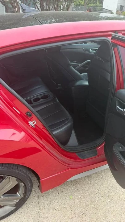 2015 Hyundai Veloster - Image 5 of 9