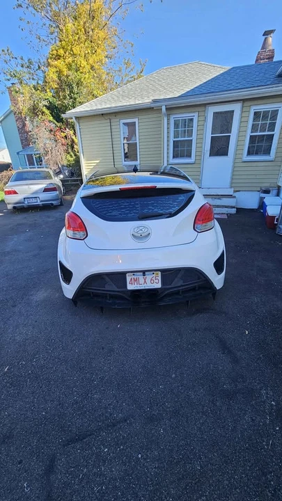 2015 Hyundai Veloster - Image 4 of 20