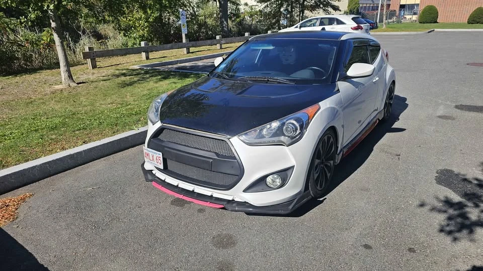 2015 Hyundai Veloster - Image 17 of 20