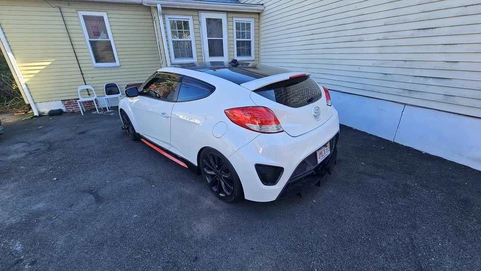 2015 Hyundai Veloster - Image 5 of 20