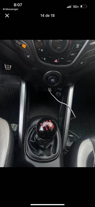 2015 Hyundai Veloster - Image 9 of 10