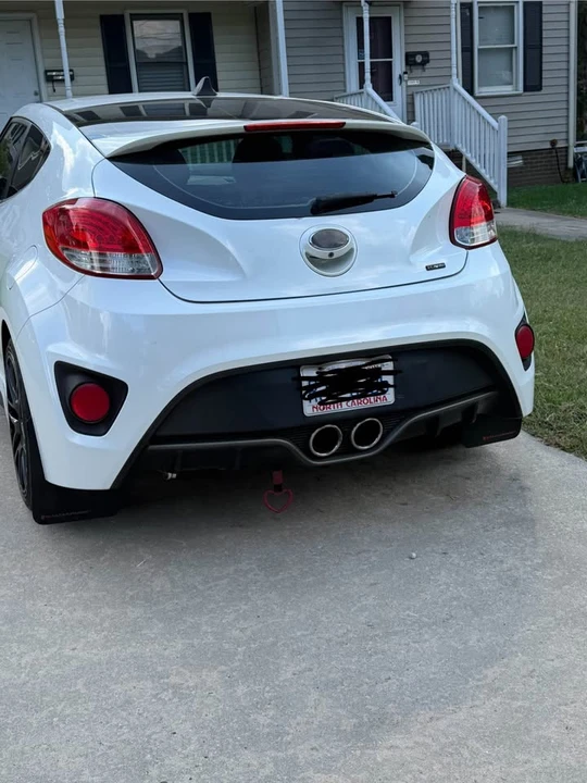 2015 Hyundai Veloster - Image 3 of 9