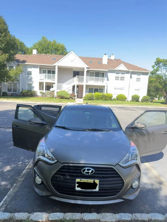 2015 Hyundai Veloster - Image 3 of 12