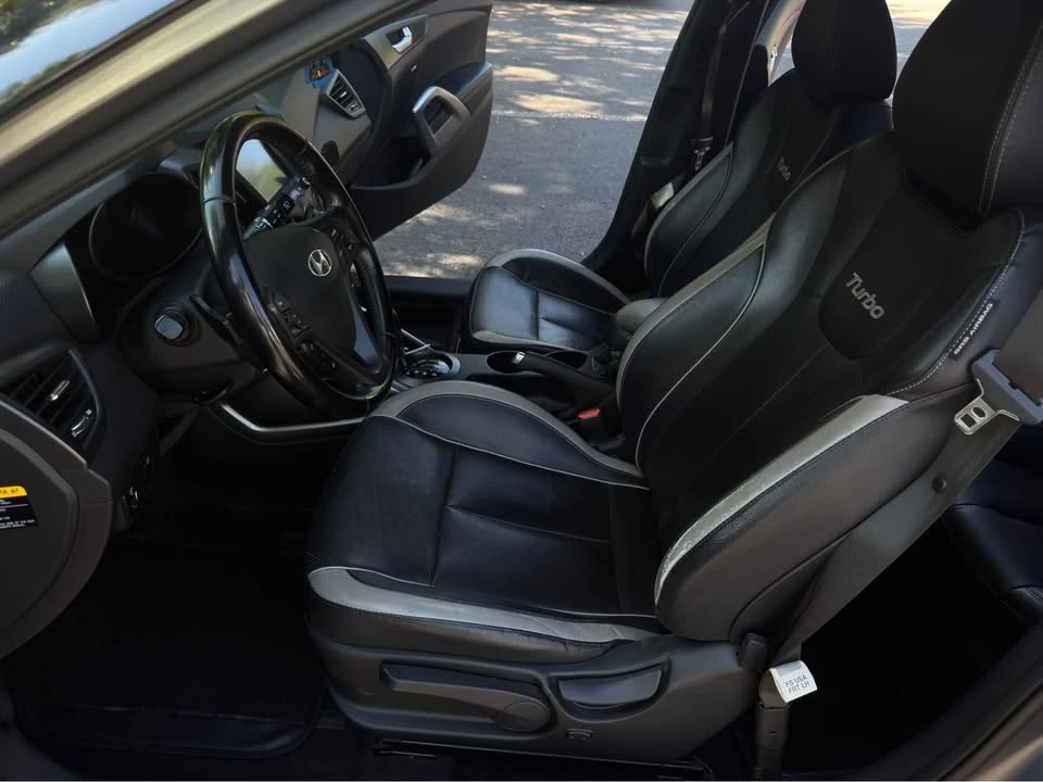 2015 Hyundai Veloster - Image 6 of 12