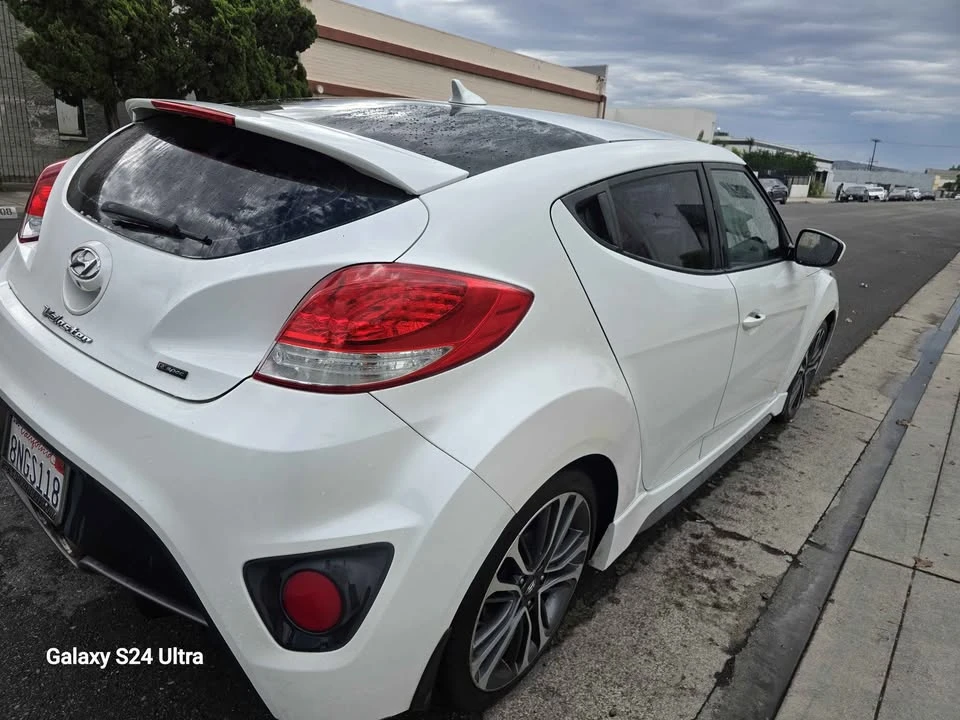 2015 Hyundai Veloster - Image 7 of 9