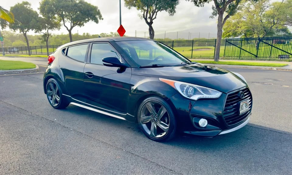 2015 Hyundai Veloster - Image 2 of 19