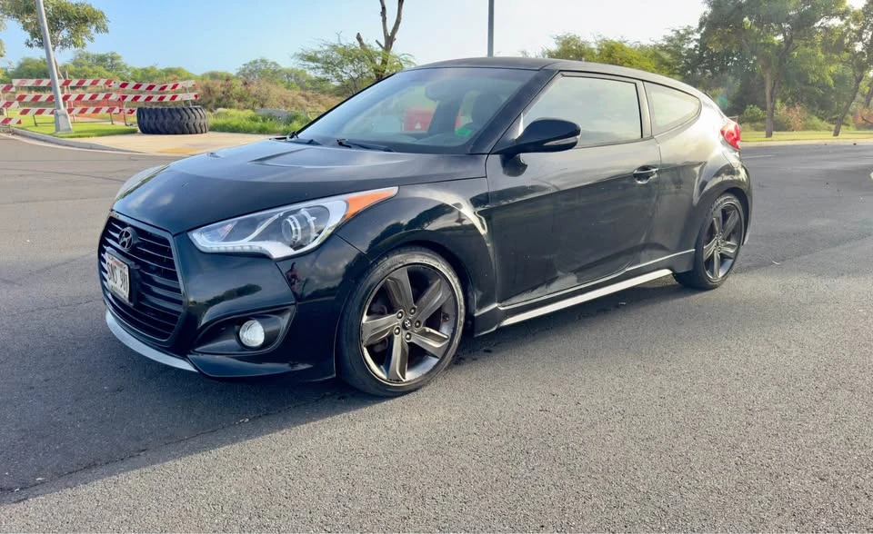 2015 Hyundai Veloster - Image 2 of 19