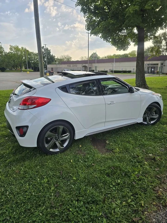 2015 Hyundai Veloster - Image 5 of 20